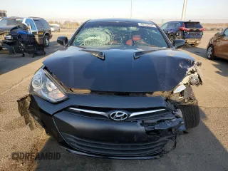2013 Hyundai Genesis Coupe R-Spec with VIN KMHHT6KD4DU111402, listed as a Copart auction lot 48752935 with 104,119 mi miles and Salvage title. Bid and sale history available at DreamBid. Image 5.