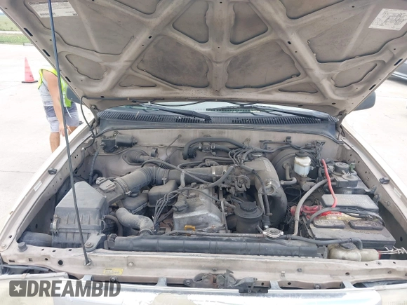 1999 Toyota Tacoma PreRunner with VIN 4TASM92N9XZ518362, listed as a IAAI auction lot 42037761 with 188,752 mi miles and . Bid and sale history available at DreamBid. Image 10.