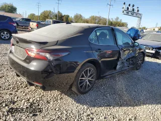 2023 Toyota Camry SE with VIN 4T1G11AK1PU816067, listed as a Copart auction lot 74574154 with 21,372 mi miles and Salvage Title. Bid and sale history available at carsss.com. Image 3.