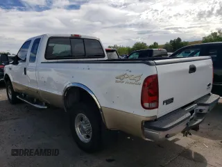 2001 Ford Super Duty F-250 XL with VIN 1FTNX21S81EC05051, listed as a Copart auction lot 68317304 with 121,045 mi miles and Clean Title. Bid and sale history available at carsss.com. Image 2.