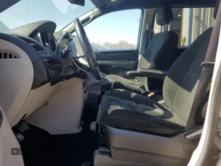 2017 Dodge Grand Caravan SE Plus with VIN 2C4RDGBG3HR597578, listed as a Copart auction lot 54502855 with 103,312 mi miles and Clean Title. Bid and sale history available at DreamBid. Image 7.