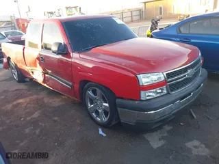 2006 Chevrolet Silverado 1500 LT1 with VIN 2GCEC19T661106773, listed as a IAAI auction lot 41467821 with 1 mi miles. Bid and sale history available at carsss.com. Image 1.