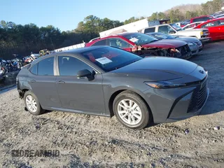 2025 Toyota Camry LE with VIN 4T1DAACK6SU013957, listed as a IAAI auction lot 41500800 with 31,414 mi miles and . Bid and sale history available at DreamBid. Image 12.
