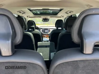 2021 Volvo XC90 Momentum z VIN YV4102CK7M1688329, wystawiony jako Copart lot #61495905 z przebiegiem 97 604 mil mil oraz Czysty tytuł • Clean title. Historia ofert i sprzedaży dostępna na DreamBid. Obrazek 9.