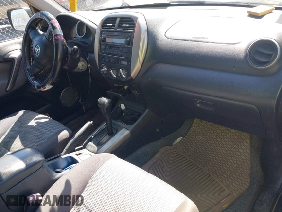 2005 Toyota RAV4 with VIN JTEHD20V050063472, listed as a IAAI auction lot 41972169 with 171,673 mi miles. Bid and sale history available at carsss.com. Image 5.