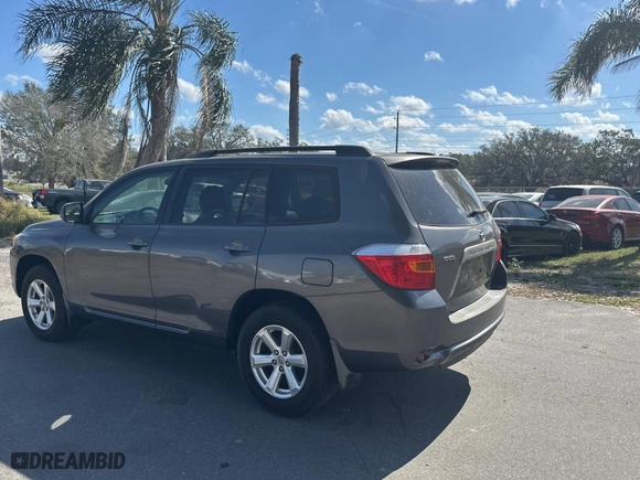 2009 Toyota Highlander with VIN JTEDS41A392074455, listed as a Copart auction lot 45383535 with 231,088 mi miles and Clean Title. Bid and sale history available at carsss.com. Image 3.