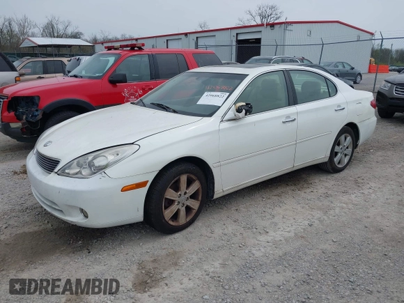 2005 Lexus ES 330 with VIN JTHBA30G355104818, listed as a IAAI auction lot 42068822 with 162,043 mi miles. Bid and sale history available at carsss.com. Image 2.