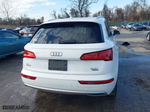 2018 Audi Q5 Premium Plus with VIN WA1BNAFYXJ2162554, listed as a IAAI auction lot 41277214 with 54,796 mi miles. Bid and sale history available at carsss.com. Image 17.