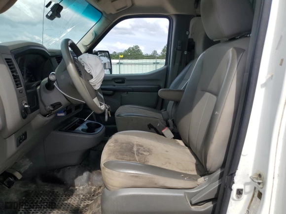 2020 Nissan NV Cargo S with VIN 1N6BF0KY7LN802396, listed as a Copart auction lot 59699594 with 91,332 mi miles and Non Repairable. Bid and sale history available at carsss.com. Image 7.