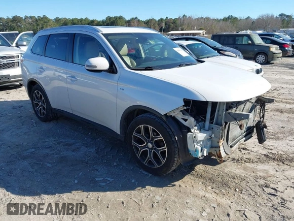 2015 Mitsubishi Outlander GT with VIN JA4JZ4AX4FZ013037, listed as a IAAI auction lot 41683425 with 172,700 mi miles and . Bid and sale history available at DreamBid. Image 1.