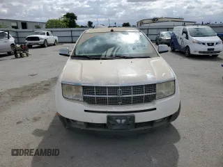 2009 Lincoln MKX z VIN 2LMDU68C79BJ10255, wystawiony jako Copart lot #56764975 z przebiegiem 203 418 mil mil oraz Czysty tytuł • Clean title. Historia ofert i sprzedaży dostępna na DreamBid. Obrazek 5.