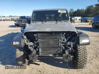 2021 Jeep Wrangler Unlimited Sport Altitude with VIN 1C4HJXDGXMW552270, listed as a Copart auction lot 41440655 with 53,200 mi miles and Clean Title. Bid and sale history available at carsss.com. Image 5.