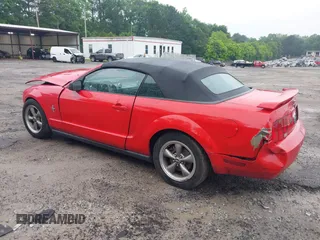 2006 Ford Mustang Standard with VIN 1ZVFT84N765107125, listed as a IAAI auction lot 42200660 with 164,920 mi miles and . Bid and sale history available at DreamBid. Image 3.