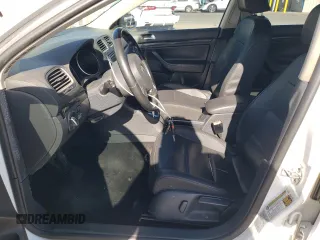 2011 Volkswagen Jetta TDI with VIN 3VWPL7AJ4BM666913, listed as a Copart auction lot 61019635 with 155,950 mi miles and Clean title. Bid and sale history available at DreamBid. Image 7.