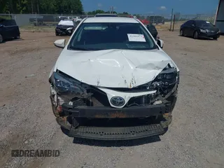 2019 Toyota Corolla L z VIN 5YFBURHE1KP922769, wystawiony jako IAAI lot #42395973 z przebiegiem 206 716 mil mil oraz . Historia ofert i sprzedaży dostępna na DreamBid. Obrazek 6.