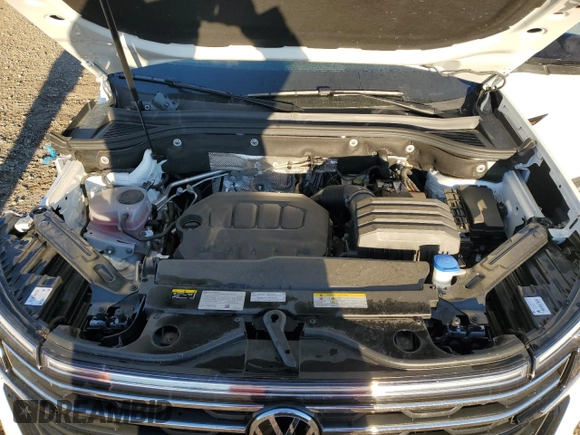 2024 Volkswagen Atlas Peak Edition SE with VIN 1V2CR2CA5RC586126, listed as a Copart auction lot 80706084 with 5,106 mi miles and Salvage title. Bid and sale history available at DreamBid. Image 12.