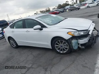 2017 Ford Fusion SE with VIN 3FA6P0H75HR335912, listed as a IAAI auction lot 42141318 with 160,614 mi miles. Bid and sale history available at carsss.com. Image 13.