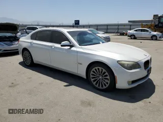 2011 BMW 7 Series 740Li z VIN WBAKB4C57BC574160, wystawiony jako Copart lot #62334395 z przebiegiem 138 771 mil mil oraz Czysty tytuł • Clean title. Historia ofert i sprzedaży dostępna na DreamBid. Obrazek 4.