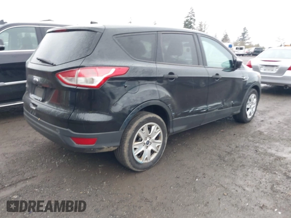 2014 Ford Escape S with VIN 1FMCU0F77EUB50320, listed as a IAAI auction lot 40744542 with 143,443 mi miles. Bid and sale history available at carsss.com. Image 4.