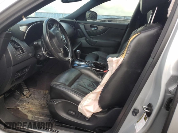 2017 Infiniti QX70 with VIN JN8CS1MU0HM140438, listed as a Copart auction lot 45424975 with 112,925 mi miles and Salvage title. Bid and sale history available at DreamBid. Image 7.