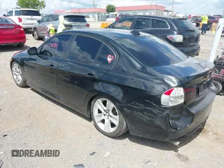 2011 BMW 3 Series 328i xDrive with VIN WBAPK7C5XBA971624, listed as a IAAI auction lot 42728084 with 159,355 mi miles and . Bid and sale history available at DreamBid. Image 3.