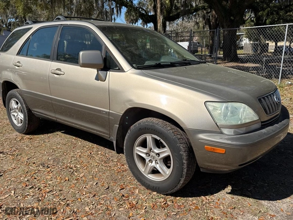 2003 Lexus RX 300 with VIN JTJGF10U330159294, listed as a Copart auction lot 48899725 with 204,993 mi miles and Clean Title. Bid and sale history available at carsss.com. Image 1.