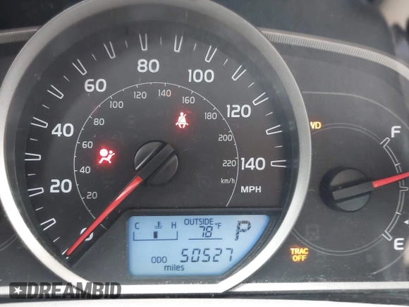 2013 Toyota RAV4 LE z VIN 2T3BFREV4DW109594, wystawiony jako IAAI lot #42705888 z przebiegiem 50 527 mil mil oraz . Historia ofert i sprzedaży dostępna na DreamBid. Obrazek 16.