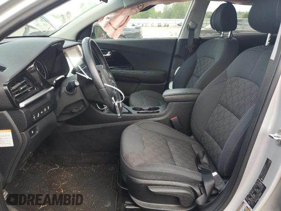 2020 Kia Niro LX with VIN KNDCB3LC4L5438588, listed as a Copart auction lot 57137314 with 29,087 mi miles and Salvage Title. Bid and sale history available at carsss.com. Image 7.