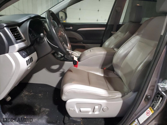 2018 Toyota Highlander SE with VIN 5TDJZRFH4JS805865, listed as a Copart auction lot 50727845 with 77,142 mi miles and Salvage Title. Bid and sale history available at carsss.com. Image 7.