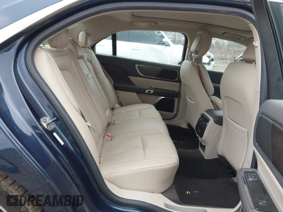 2017 Lincoln Continental Select with VIN 1LN6L9TK2H5603593, listed as a IAAI auction lot 41722163 with 63,431 mi miles. Bid and sale history available at carsss.com. Image 8.