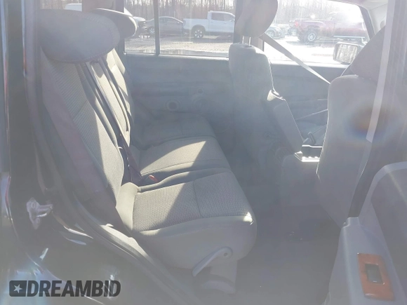 2007 Jeep Commander Sport z VIN 1J8HG48K97C566185, wystawiony jako IAAI lot #41519140 z przebiegiem 127 230 mil mil oraz . Historia ofert i sprzedaży dostępna na DreamBid. Obrazek 8.