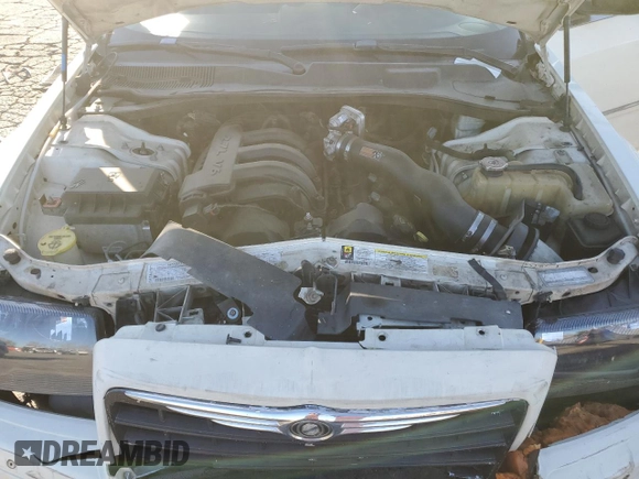 2007 Chrysler 300 with VIN 2C3KA43R77H732806, listed as a Copart auction lot 47111825 with 104,639 mi miles and Salvage Title. Bid and sale history available at DreamBid. Image 12.