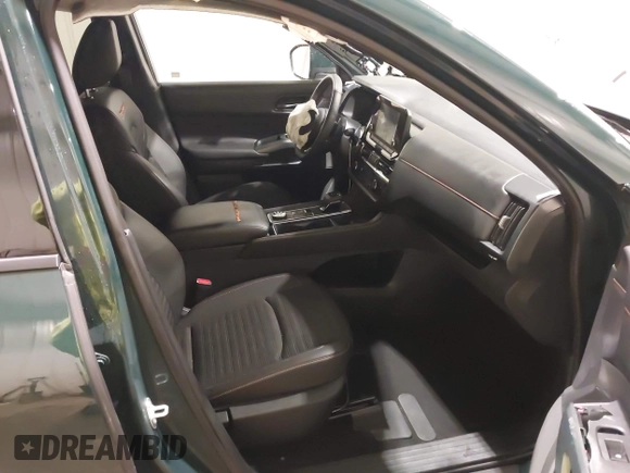 2024 Nissan Pathfinder Rock Creek with VIN 5N1DR3BD7RC301350, listed as a IAAI auction lot 41726175 with 5,304 mi miles and . Bid and sale history available at DreamBid. Image 5.