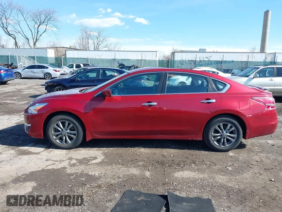 2015 Nissan Altima 2.5 S with VIN 1N4AL3AP6FC471897, listed as a IAAI auction lot 41882021 with 120,948 mi miles. Bid and sale history available at carsss.com. Image 14.