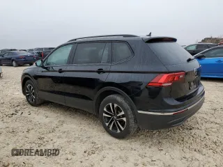2023 Volkswagen Tiguan S z VIN 3VVRB7AX2PM038005, wystawiony jako Copart lot #43600715 z przebiegiem 23 498 mil mil oraz Szkoda całkowita • Salvage title. Historia ofert i sprzedaży dostępna na DreamBid. Obrazek 2.