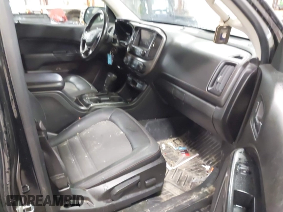 2016 GMC Canyon 4WD SLE with VIN 1GTG6CE30G1365705, listed as a IAAI auction lot 41836373 with 146,111 mi miles and . Bid and sale history available at carsss.com. Image 5.