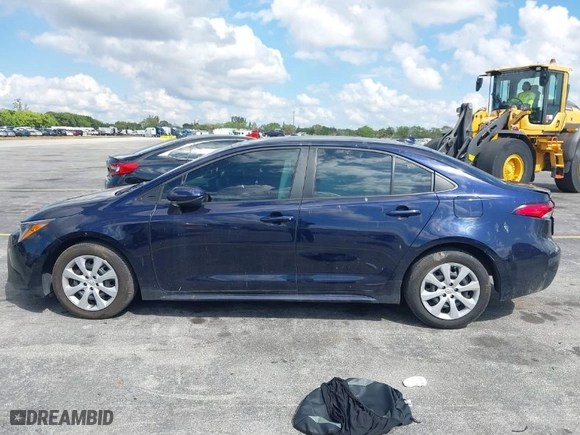 2024 Toyota Corolla LE with VIN 5YFB4MDE7RP094598, listed as a IAAI auction lot 41686673 with 26,871 mi miles. Bid and sale history available at carsss.com. Image 14.