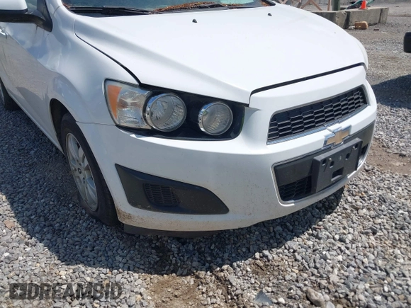 2015 Chevrolet Sonic LT with VIN 1G1JC5SH2F4140332, listed as a IAAI auction lot 42197626 with 105,850 mi miles and . Bid and sale history available at DreamBid. Image 6.