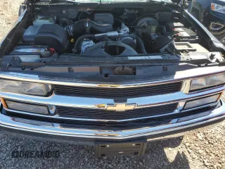1996 Chevrolet Silverado 1500 with VIN 1GCEC14R3TZ136733, listed as a Copart auction lot 54384725 with 113,939 mi miles and Salvage Title. Bid and sale history available at DreamBid. Image 11.