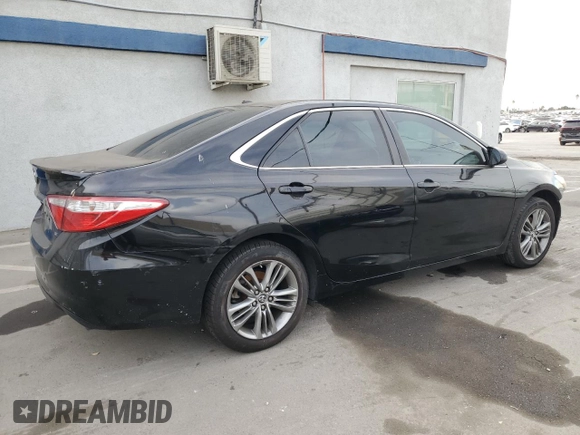 2015 Toyota Camry XLE with VIN 4T1BF1FK0FU074604, listed as a Copart auction lot 85343374 with 111,811 mi miles and Salvage Title. Bid and sale history available at DreamBid. Image 3.
