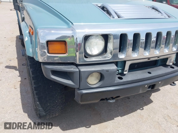 2007 Hummer H2 SUV z VIN 5GRGN23U17H102931, wystawiony jako IAAI lot #42262922 z przebiegiem 299 804 mil mil oraz . Historia ofert i sprzedaży dostępna na DreamBid. Obrazek 6.