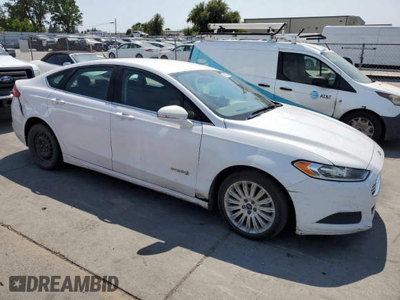 2014 Ford Fusion SE Hybrid with VIN 3FA6P0LU0ER114503, listed as a Copart auction lot 59612555 with 251,834 mi miles and Salvage title. Bid and sale history available at DreamBid. Image 4.