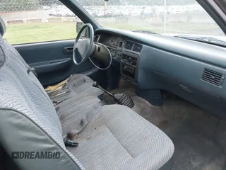1993 Toyota T100 DX z VIN JT4VD10AXP0011610, wystawiony jako IAAI lot #42393197 z przebiegiem 238 031 mil mil oraz . Historia ofert i sprzedaży dostępna na DreamBid. Obrazek 5.