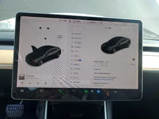 2018 Tesla Model 3 Long Range Battery z VIN 5YJ3E1EB7JF071438, wystawiony jako Copart lot #52996665 z przebiegiem 73 881 mil mil oraz Szkoda całkowita • Salvage title. Historia ofert i sprzedaży dostępna na DreamBid. Obrazek 9.