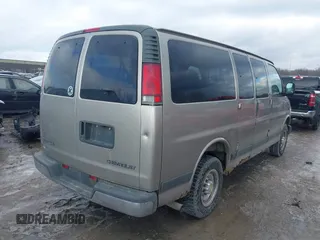 2002 Chevrolet Express with VIN 1GAGG25R121216538, listed as a IAAI auction lot 41573071 with 205,409 mi miles and . Bid and sale history available at carsss.com. Image 4.