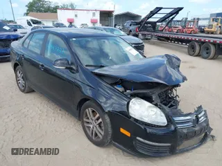 2010 Volkswagen Jetta Sedan Limited with VIN 3VWAZ7AJ7AM078474, listed as a IAAI auction lot 41945264 with 161,362 mi miles. Bid and sale history available at carsss.com. Image 1.