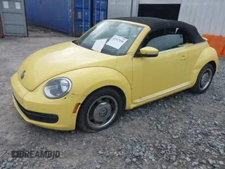 2013 Volkswagen Beetle 2.5L with VIN 3VW5P7AT1DM802091, listed as a IAAI auction lot 41947850 with 92,937 mi miles and . Bid and sale history available at DreamBid. Image 16.