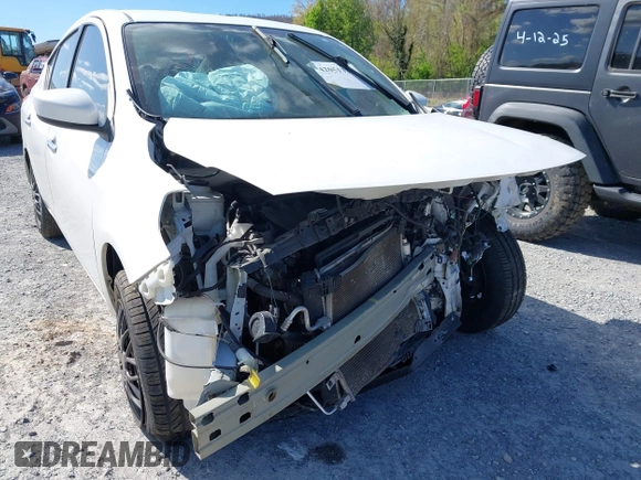 2019 Nissan Versa SV z VIN 3N1CN7AP1KL871615, wystawiony jako IAAI lot #42051338 z przebiegiem 108 364 mil mil oraz . Historia ofert i sprzedaży dostępna na DreamBid. Obrazek 19.