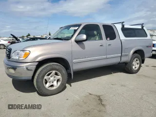 2000 Toyota Tundra Limited with VIN 5TBBT4815YS085553, listed as a Copart auction lot 48509685 with 480,799 mi miles and Clean Title. Bid and sale history available at DreamBid. Image 1.