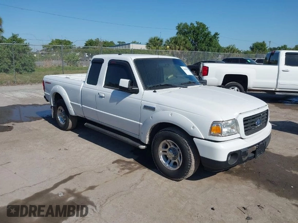 2009 Ford Ranger XLT with VIN 1FTYR44E89PA51577, listed as a IAAI auction lot 42000010 with 139,642 mi miles. Bid and sale history available at carsss.com. Image 1.